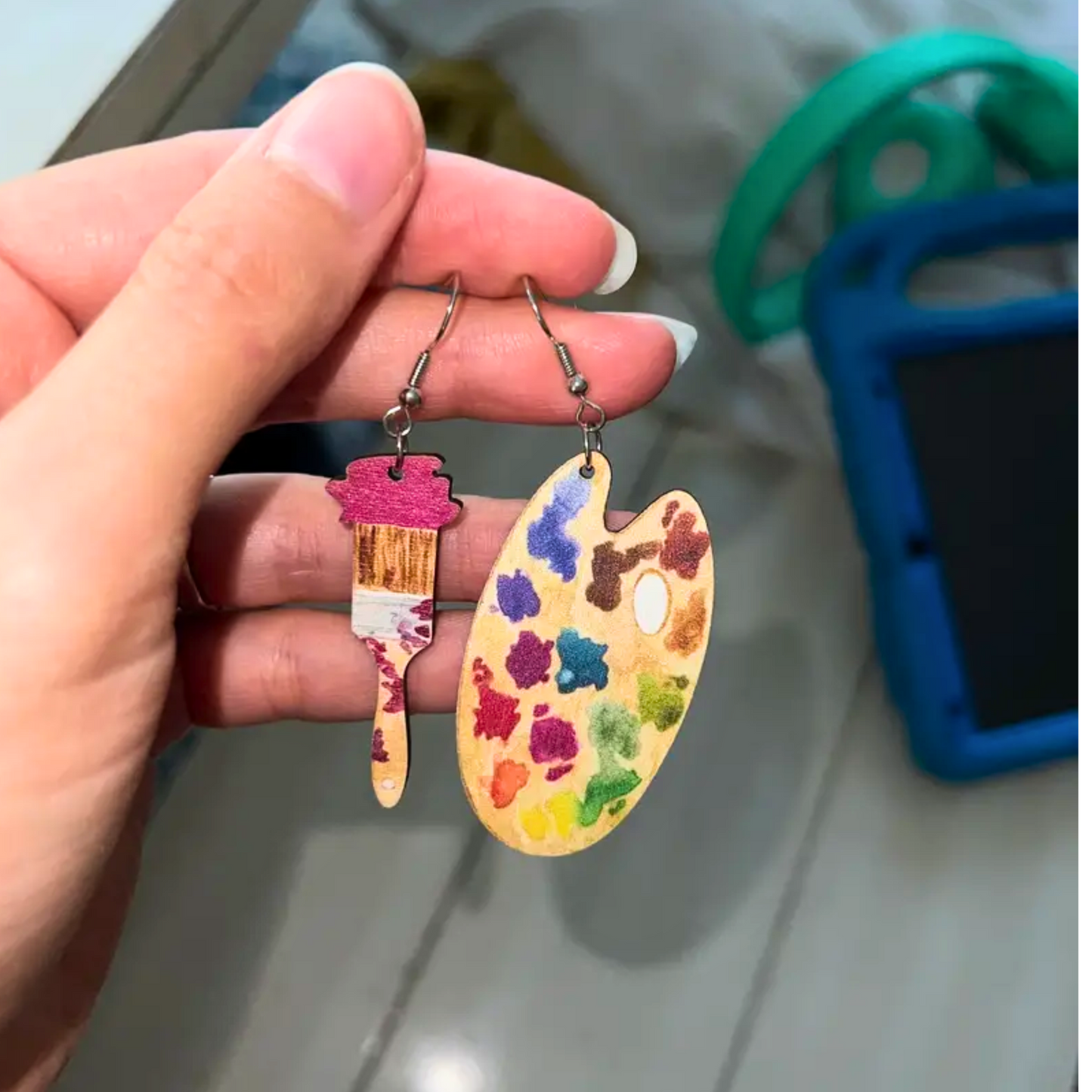 Paint brush and pallet earrings